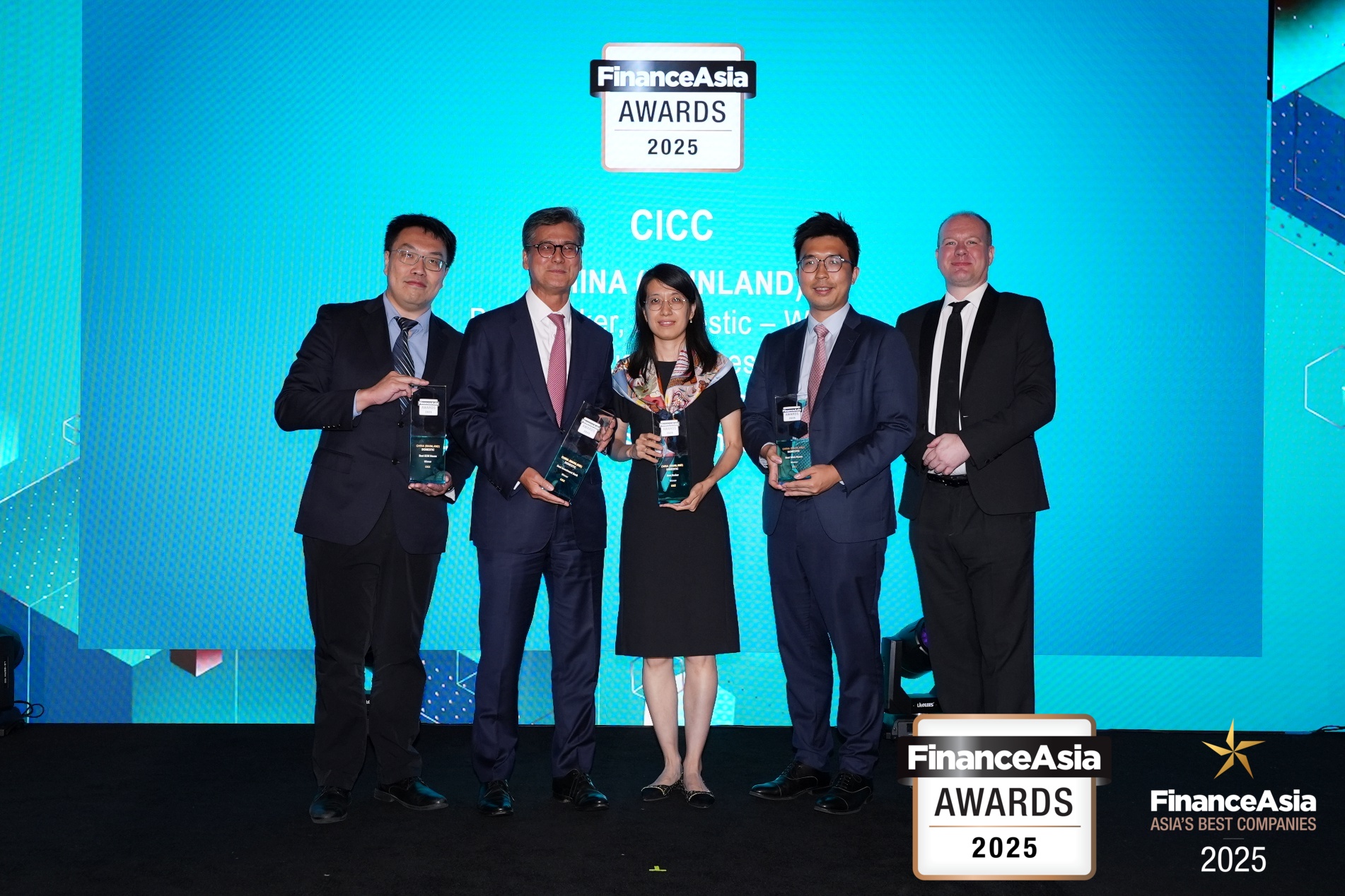 照片 .jpg 照片 .jpg